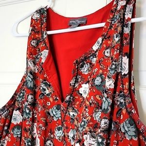 Sleeveless Red Floral V-Neck Dress. Size XL